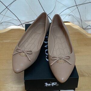 Coach Annabel leather flat shoes, size 8.5
